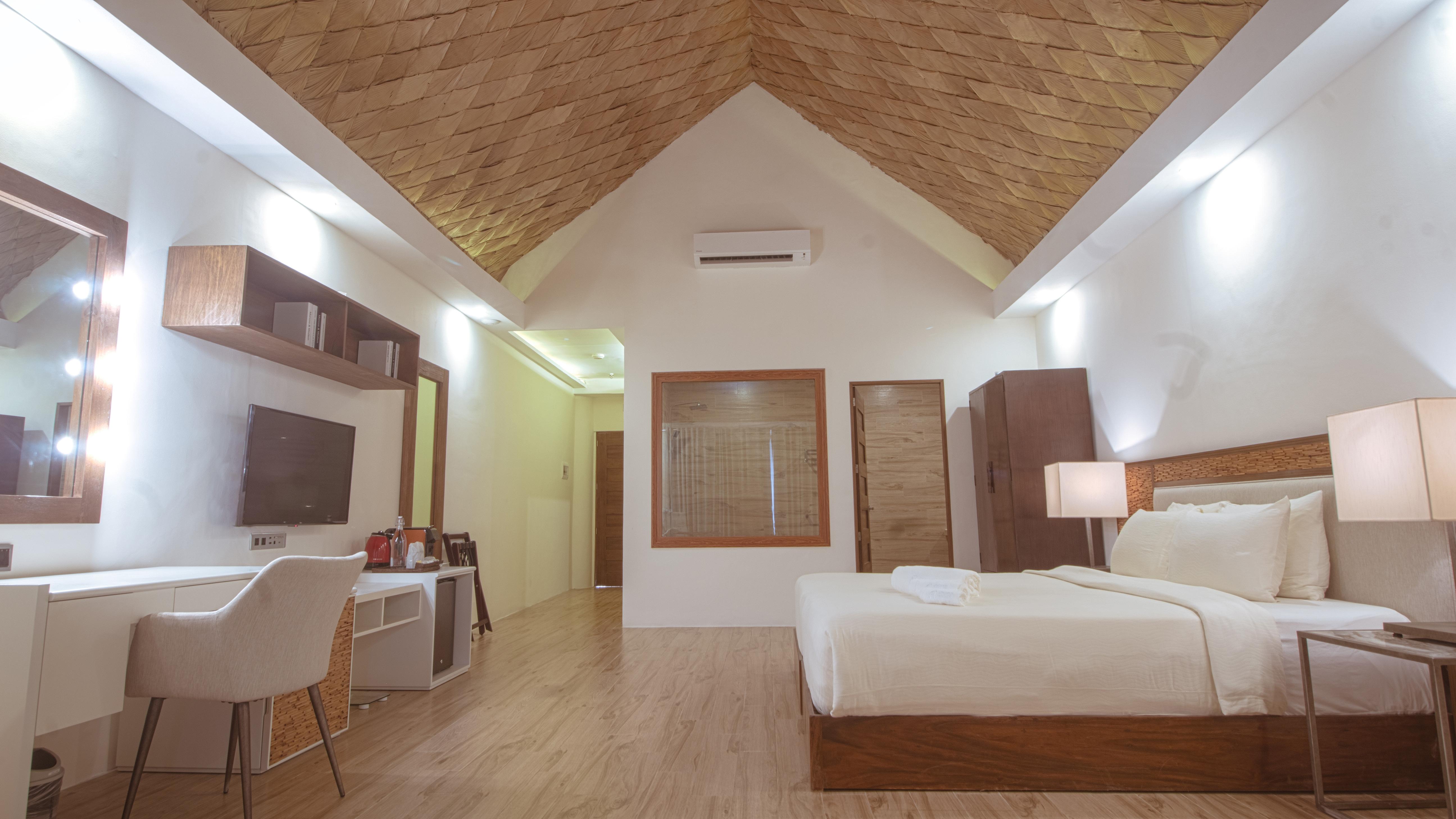 Ambassador In Paradise Balabag  Kültér fotó A room at the hotel